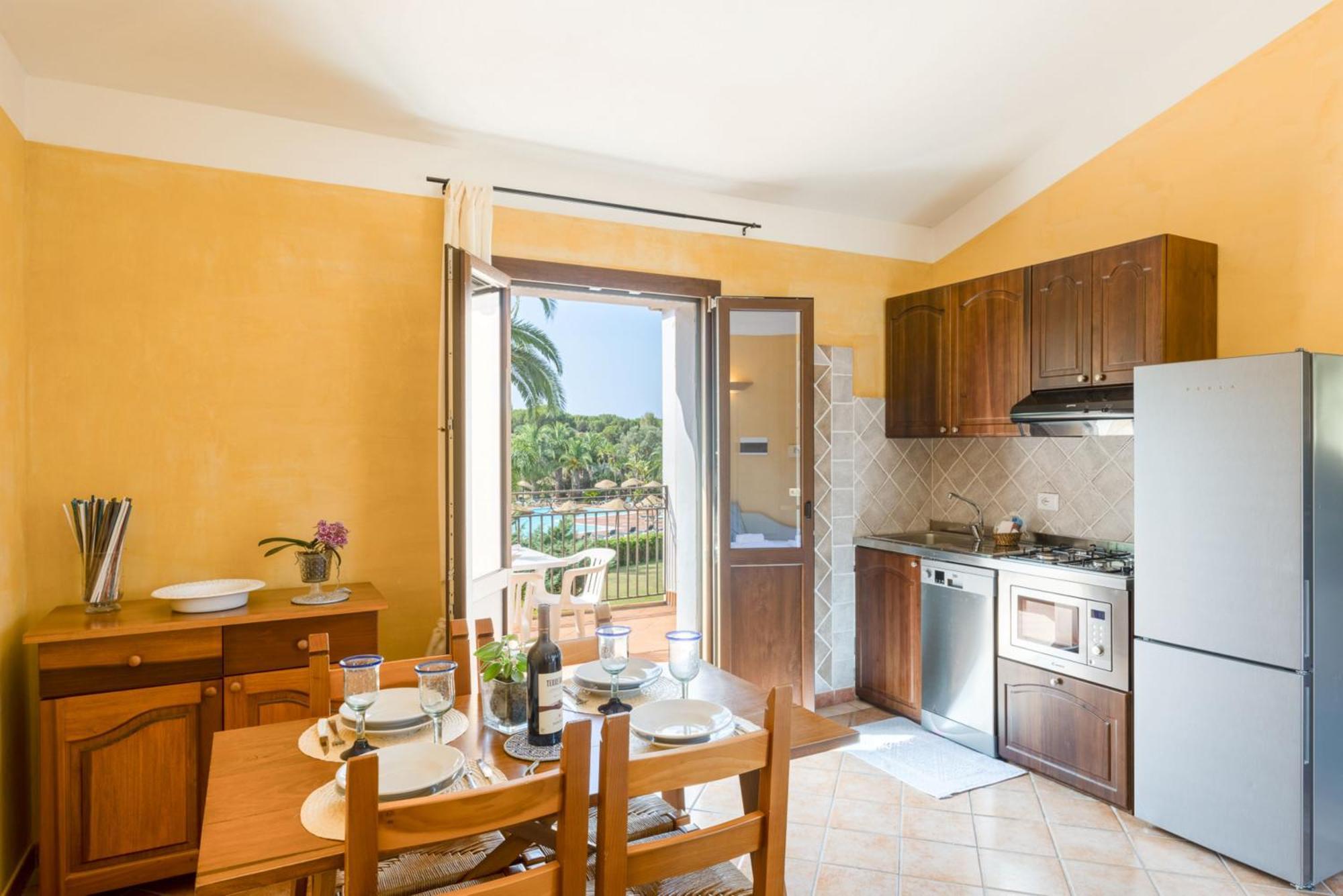 Apartments In Residence With Swimming Pool In Santa Margherita Di Pula, 250 Meters From The Sea Екстериор снимка